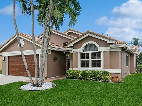 2nd image of 8518 Tourmaline Boulevard