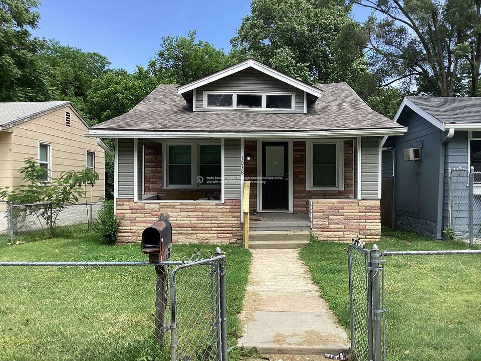 1st image of 3038 E 60th St