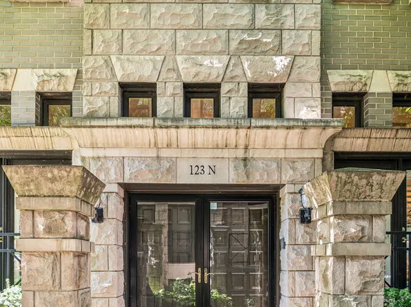 123 W Oak St APT N, Chicago, IL 60610