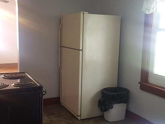 5th image of 1706 Baker Ave