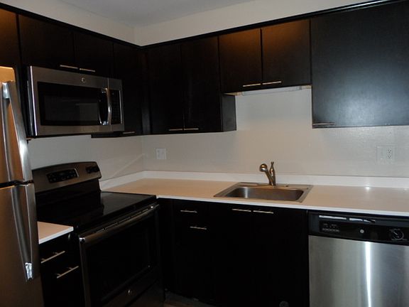 3rd image of 1235 E Prairie Brook Dr APT A2