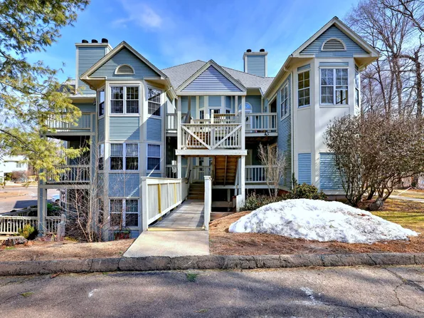75 Redwood Drive #510, East Haven, CT 06513