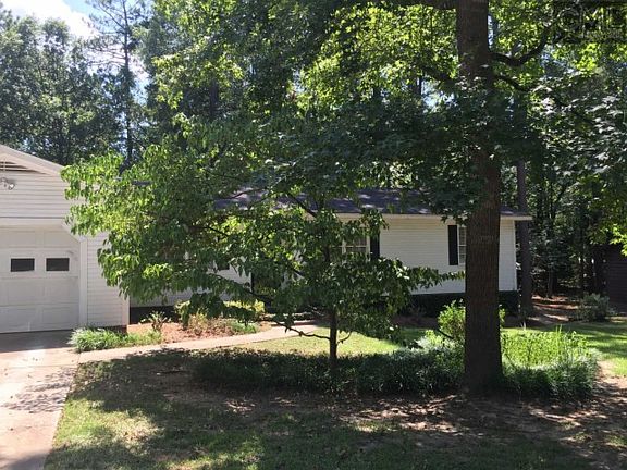 2nd image of 108 Hartwood Cir