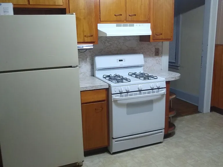 1662 Saint Agnes Ave #1 — Photo 3