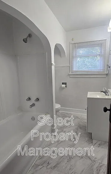 4111 S Calhoun St — Photo 12