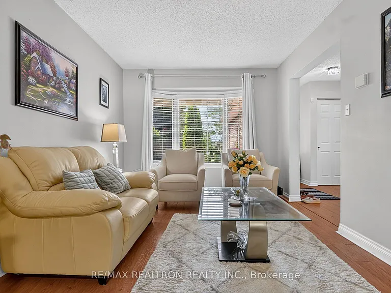 116 Andona Cres — Photo 13