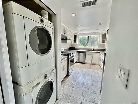 5th image of 221 S Gale Dr Unit 206