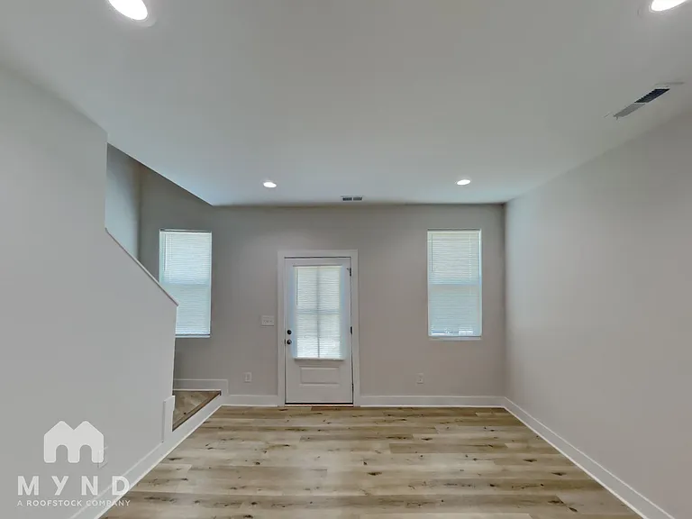 2765 Bradford St — Photo 6