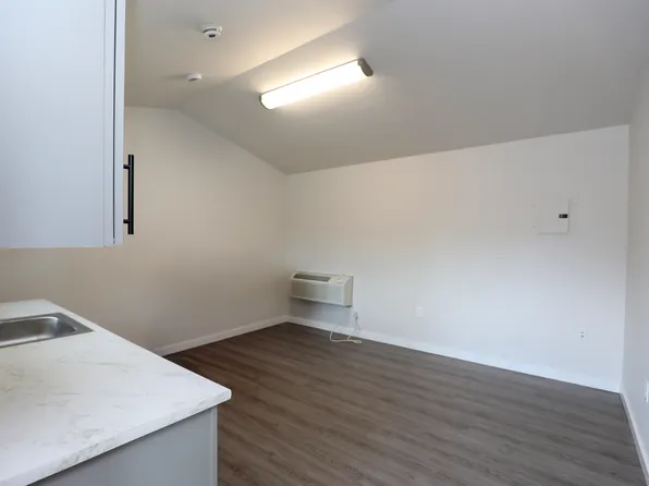 669 Broadway, Ulster Park, NY