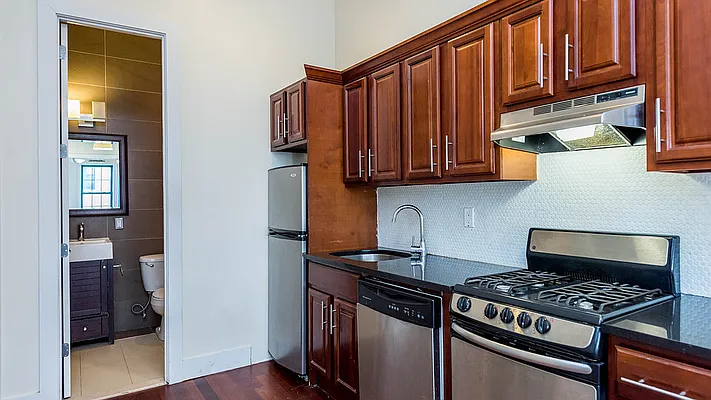 Rented by Nooklyn NYC LLC | media 3