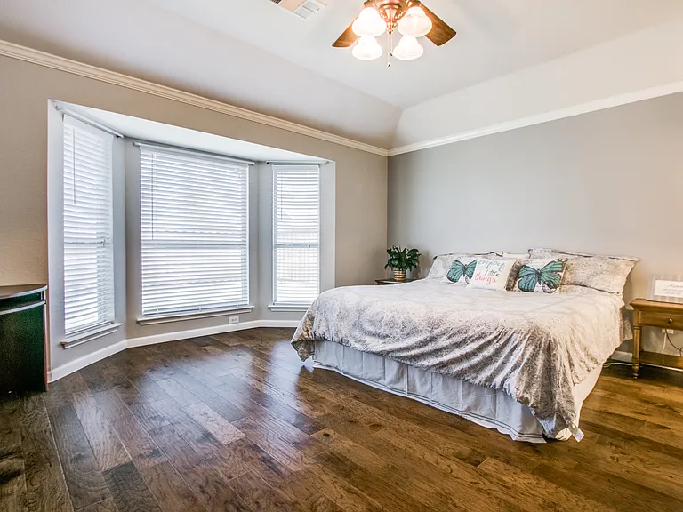 2509 Caprock Cv — Photo 12