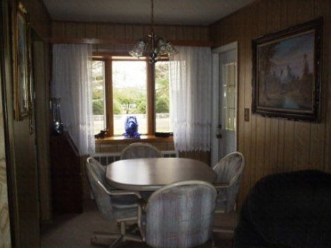 4th image of 829 Connie Ln