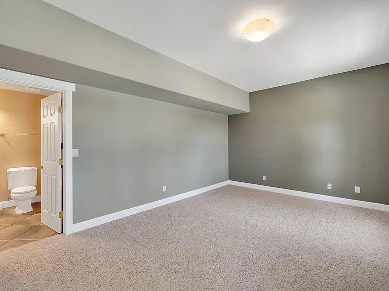 16925 Mount Rose Hwy — Photo 15