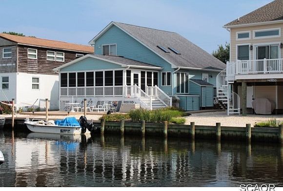 1st image of 227 Bayshore Dr