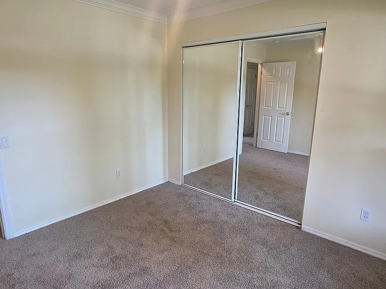 11864 Featherwood Dr — Photo 16