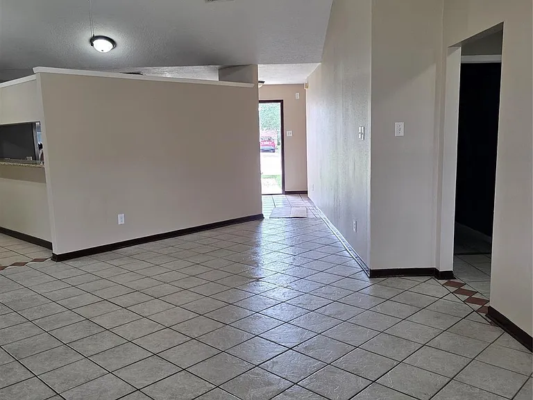 19410 Westhaven Dr — Photo 7