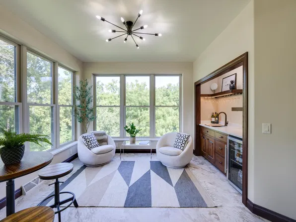 N6819 Canter Ct, Lake Mills, WI 53551