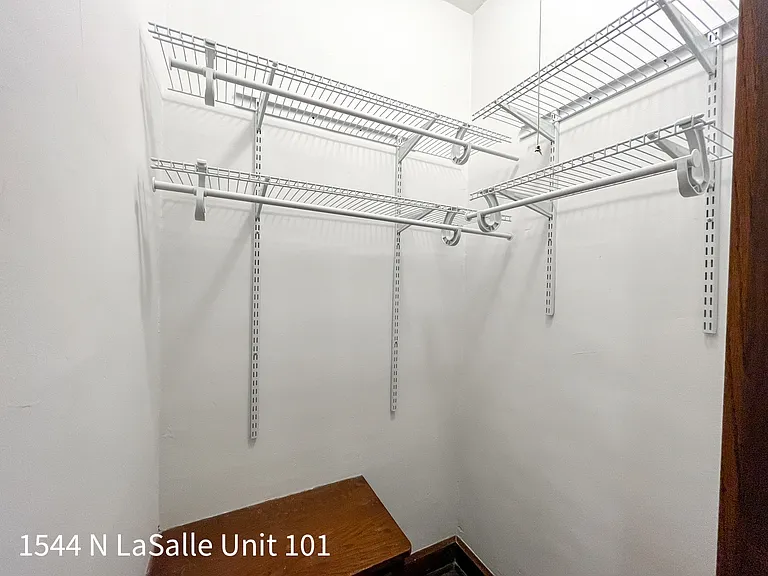 1544-50 N. LaSalle Blvd. — Photo 12
