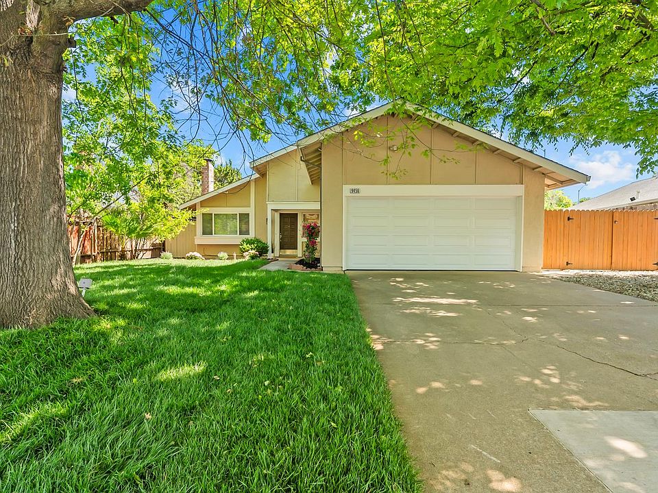 1st image of 9456 Williamette Way