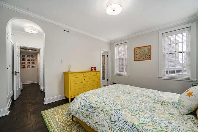73 E Elm St #4B — Photo 16