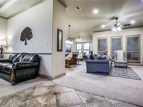 5th image of 1125 Warbler Dr