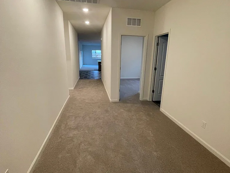 4256 Lasalle Dr — Photo 5