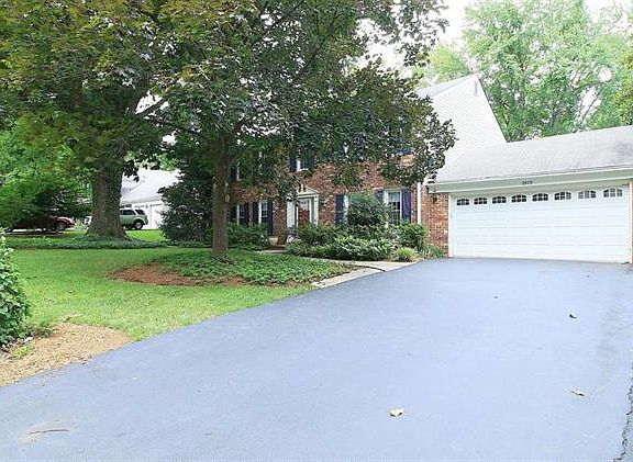 2nd image of 2619 Lemontree Ln