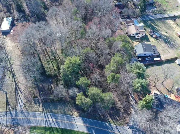 320 Fairgrove Church Rd SE, Conover, NC 28613