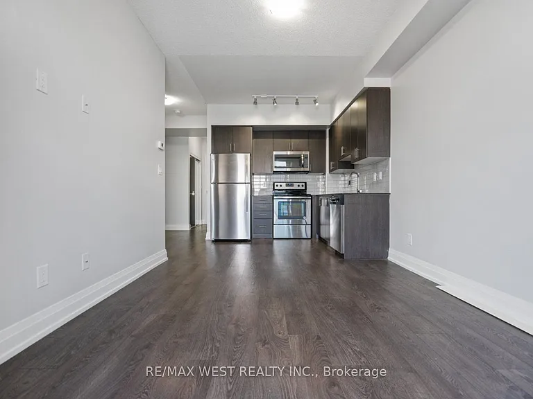 3600 Highway 7 Rd #1504 — Photo 15