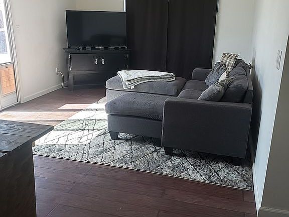 5th image of 1494 Bengston Ave