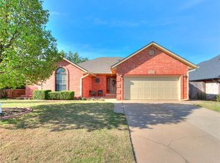 5521 Lanceshire Ln, Oklahoma City, OK 73135