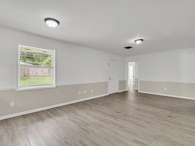 207 Hancock St — Photo 11