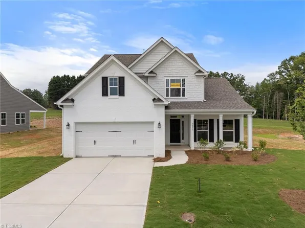 7847 Fairview Garden Trl, Clemmons, NC 27012