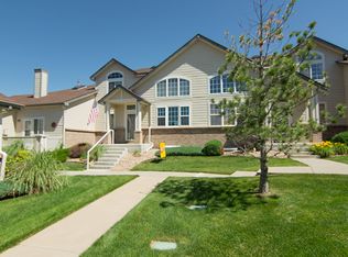2957 S Walden Way, Aurora, CO 80013