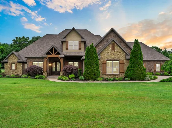 3997 Bridlewood Dr, Springdale, AR 72764