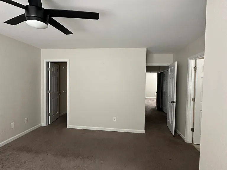 124 Avalon Dr — Photo 9