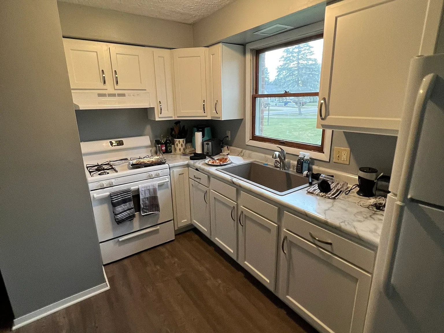 2 bed, 900 sqft, $1,250 — Photo 4