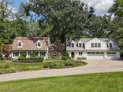 44001 Falls Rd, Hunting Valley, OH, 44022