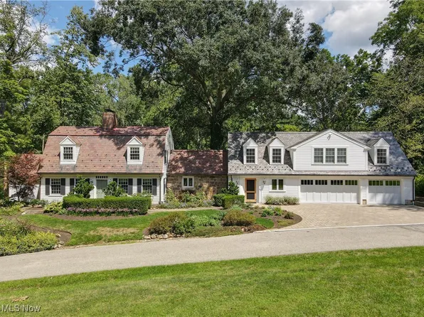 44001 Falls Rd, Hunting Valley, OH 44022