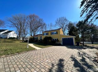 4 Brookhill Rd, East Brunswick, NJ 08816