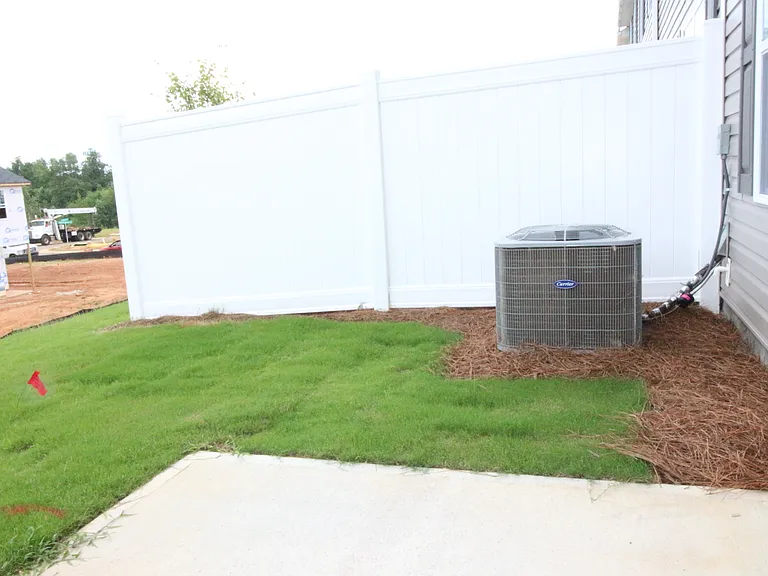 1185 Evelynnview Ln — Photo 8