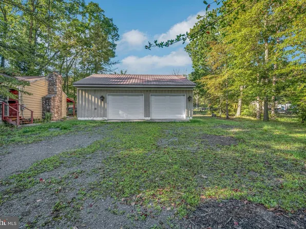 33 Old Berwick Rd, Drums, PA 18222