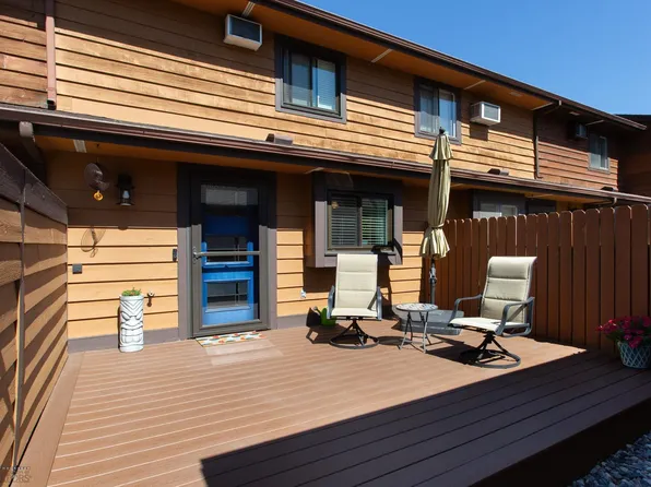 2007 Park Blvd S, Fargo, ND 58103