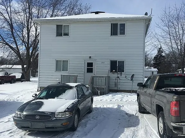 212 S Sterling St, Ashley, MI 48806