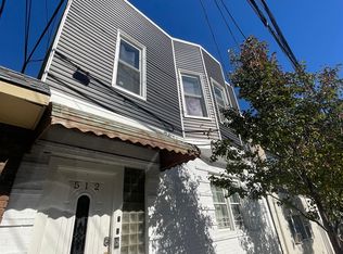 512 Monastery Pl, Union City, NJ 07087