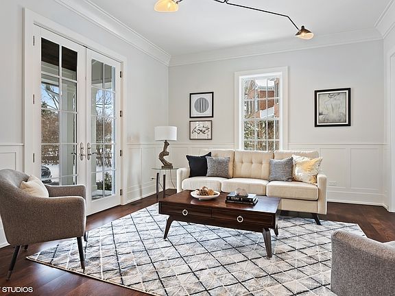 4th image of 987 Asbury Ct