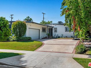 17218 Bullock St, Encino, CA 91316
