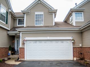 1755 Landreth Ct, Aurora, IL 60504