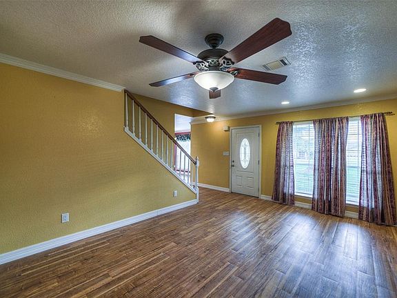 4th image of 515 Buffalo Ct