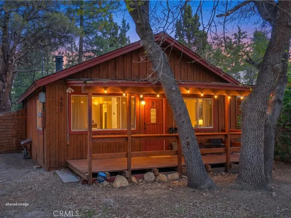 451 Cedar Ln, Sugarloaf, CA 92386